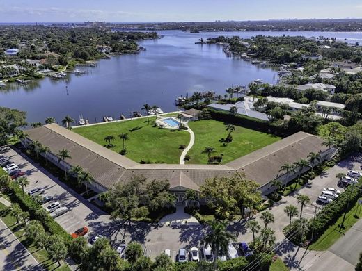 Komplex apartman Tequesta, Palm Beach County