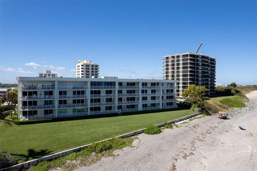 Residential complexes in Jupiter, Palm Beach