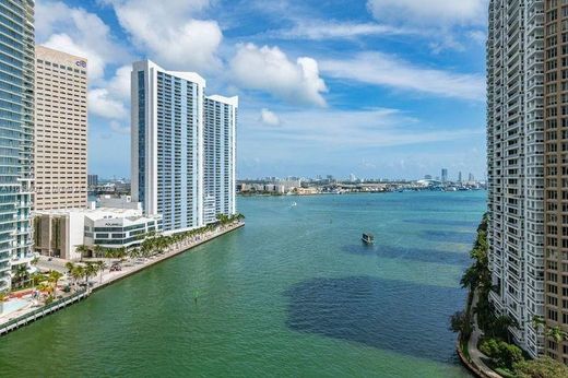 Complesso residenziale a Miami, Miami-Dade County