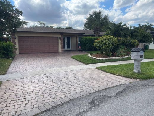 Villa in Tamarac, Broward County