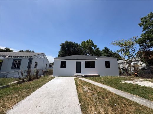 Villa in Miami Shores, Miami-Dade