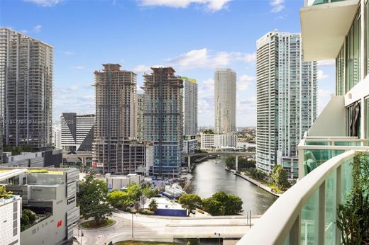 Komplex apartman Miami, Miami-Dade County