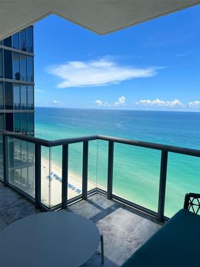 Residential complexes in Sunny Isles Beach, Miami-Dade