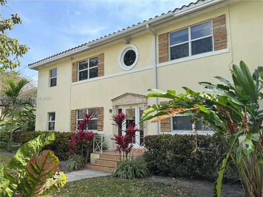 Complesso residenziale a Miami Shores, Miami-Dade County