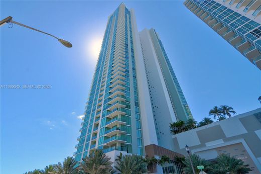 Residential complexes in Miami, Miami-Dade