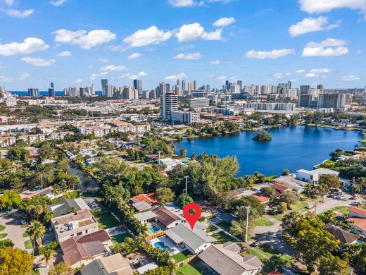 Villa - Miami, Miami-Dade County