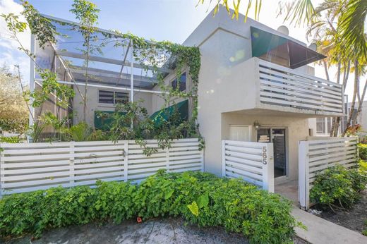 Townhouse in Plantation, Broward County