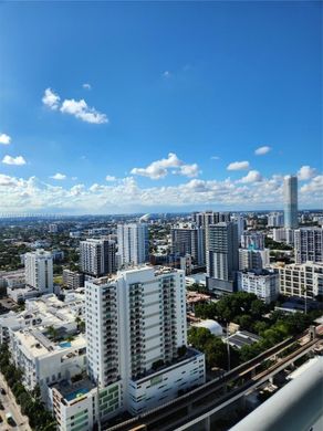 Kamienica w Miami, Miami-Dade County