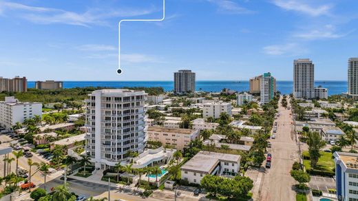 Residential complexes in Fort Lauderdale, Broward County