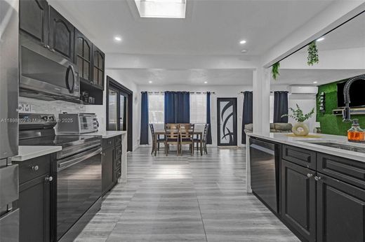 Villa en West Park, Broward County