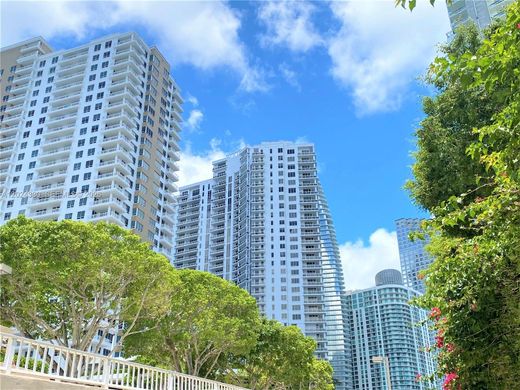 Komplex apartman Miami, Miami-Dade County