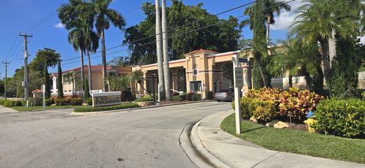 콘도미니엄 / Pembroke Pines, Broward County