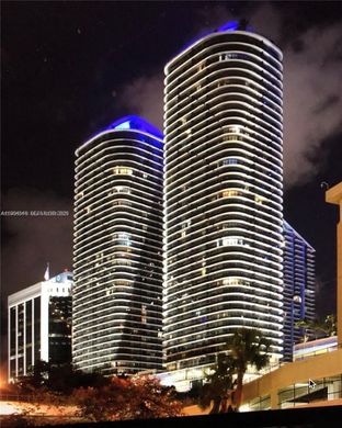 Complesso residenziale a Miami, Miami-Dade County