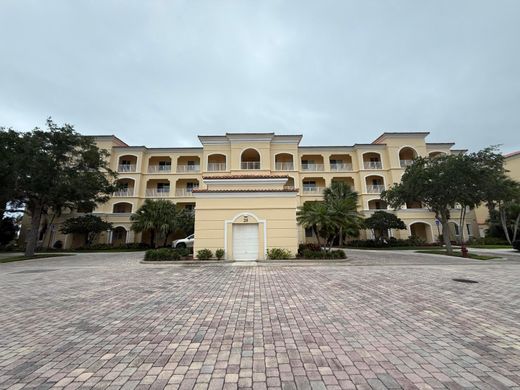 Complexes résidentiels à Fort Pierce, Comté de Saint Lucie