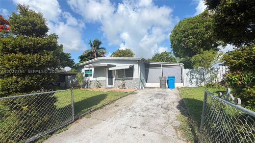 Villa - West Park, Broward County