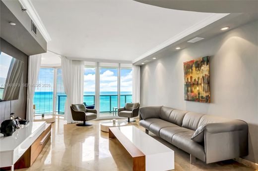 Жилой комплекс, Sunny Isles Beach, Miami-Dade County