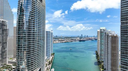 Complexes résidentiels à Miami, Comté de Miami-Dade