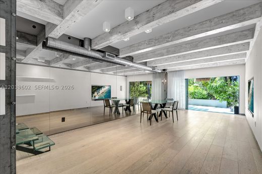 Complesso residenziale a Miami, Miami-Dade County