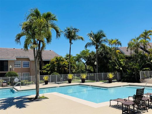 Residential complexes in Miami, Miami-Dade