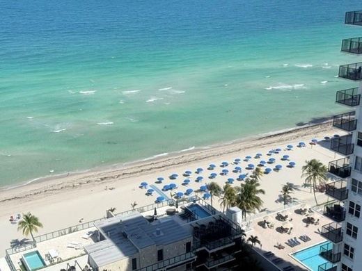 Complesso residenziale a Hollywood, Broward County