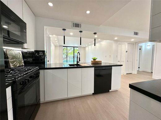 콘도미니엄 / 마이애미, Miami-Dade County