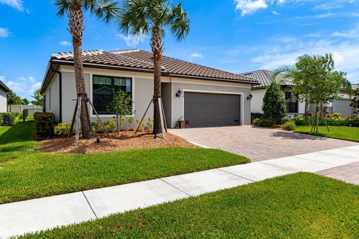 Villa Port Saint Lucie, Saint Lucie County