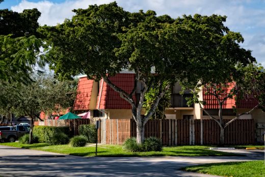 Townhouse in Boca Raton, Palm Beach