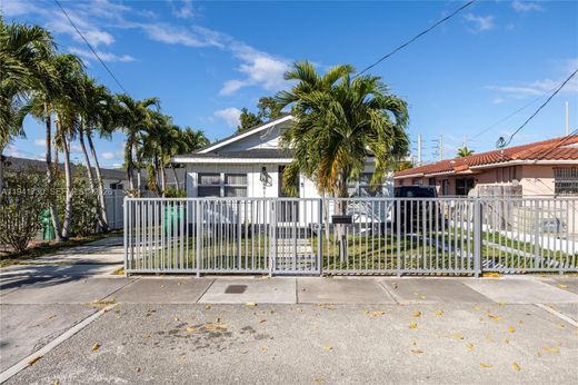Villa in Miami, Miami-Dade County