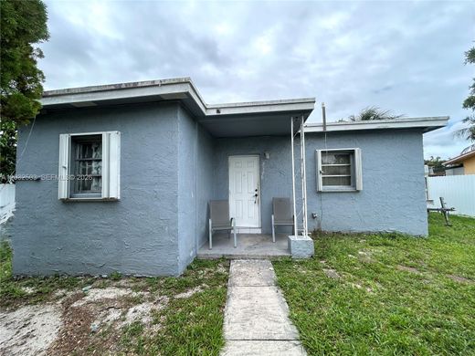 Villa in Miami Gardens, Miami-Dade