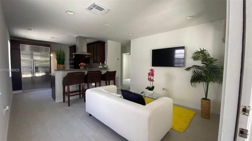 Willa w Hollywood, Broward County