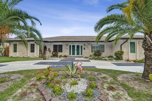 Villa Hallandale Beach, Broward County
