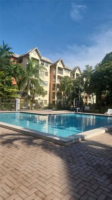 Residential complexes in Doral, Miami-Dade