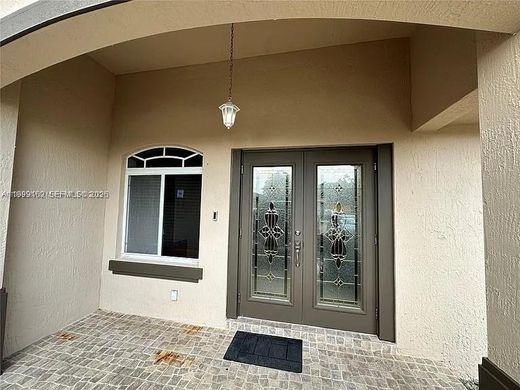 Вилла, Miami Gardens, Miami-Dade County
