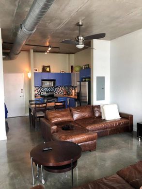 Residential complexes in Fort Lauderdale, Broward County