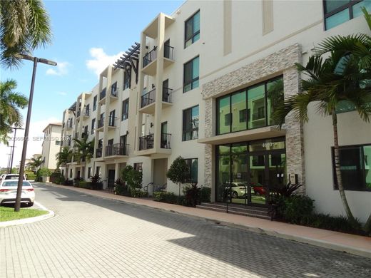 Complesso residenziale a Doral, Miami-Dade County