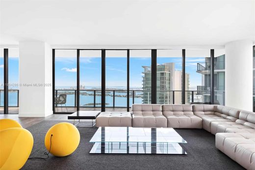 ‏בניין ב  מיאמי, Miami-Dade County