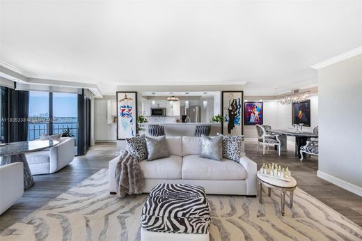 ‏בניין ב  מיאמי, Miami-Dade County