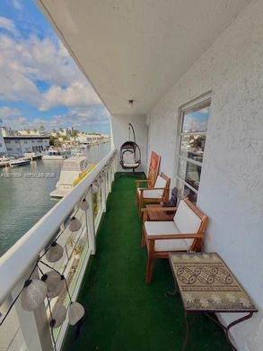 Komplex apartman North Miami Beach, Miami-Dade County