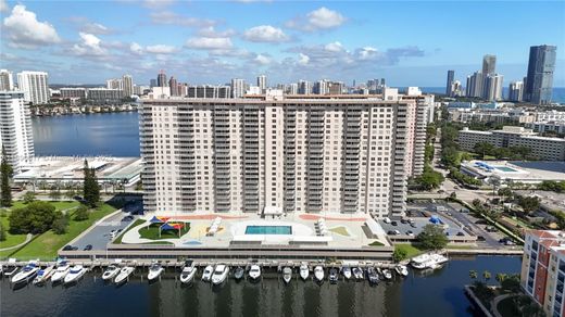 Complesso residenziale a Sunny Isles Beach, Miami-Dade County