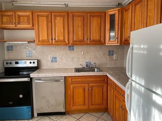 Residential complexes in Sunrise, Broward County