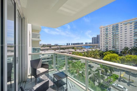 Kamienica w Sunny Isles Beach, Miami-Dade County