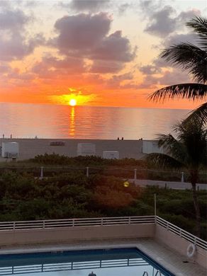مجمع شقق ﻓﻲ Miami Beach, Miami-Dade County