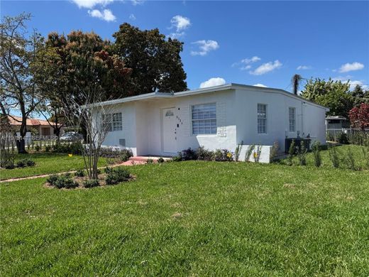 Villa Hialeah, Miami-Dade County