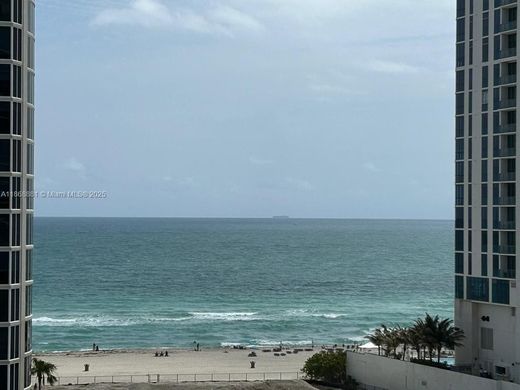 Residential complexes in Sunny Isles Beach, Miami-Dade