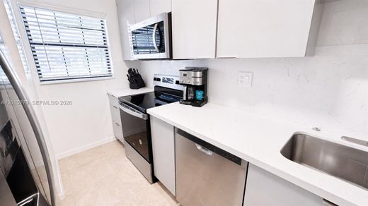 Residential complexes in Naples, Collier County