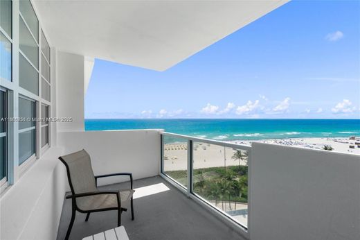 Miami Beach, Miami-Dade Countyのアパートメント・コンプレックス