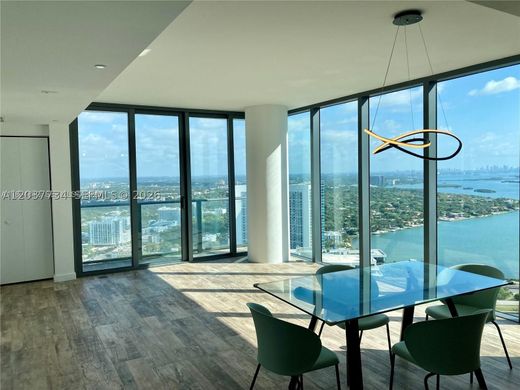 Complesso residenziale a Miami, Miami-Dade County