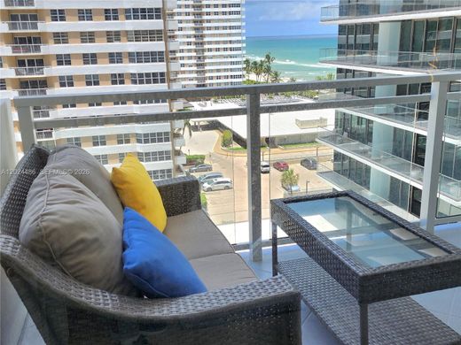 Complesso residenziale a Hallandale Beach, Broward County