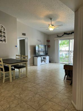Wohnkomplexe in Royal Palm Beach, Palm Beach County