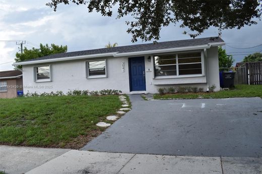 Villa - Hollywood, Broward County